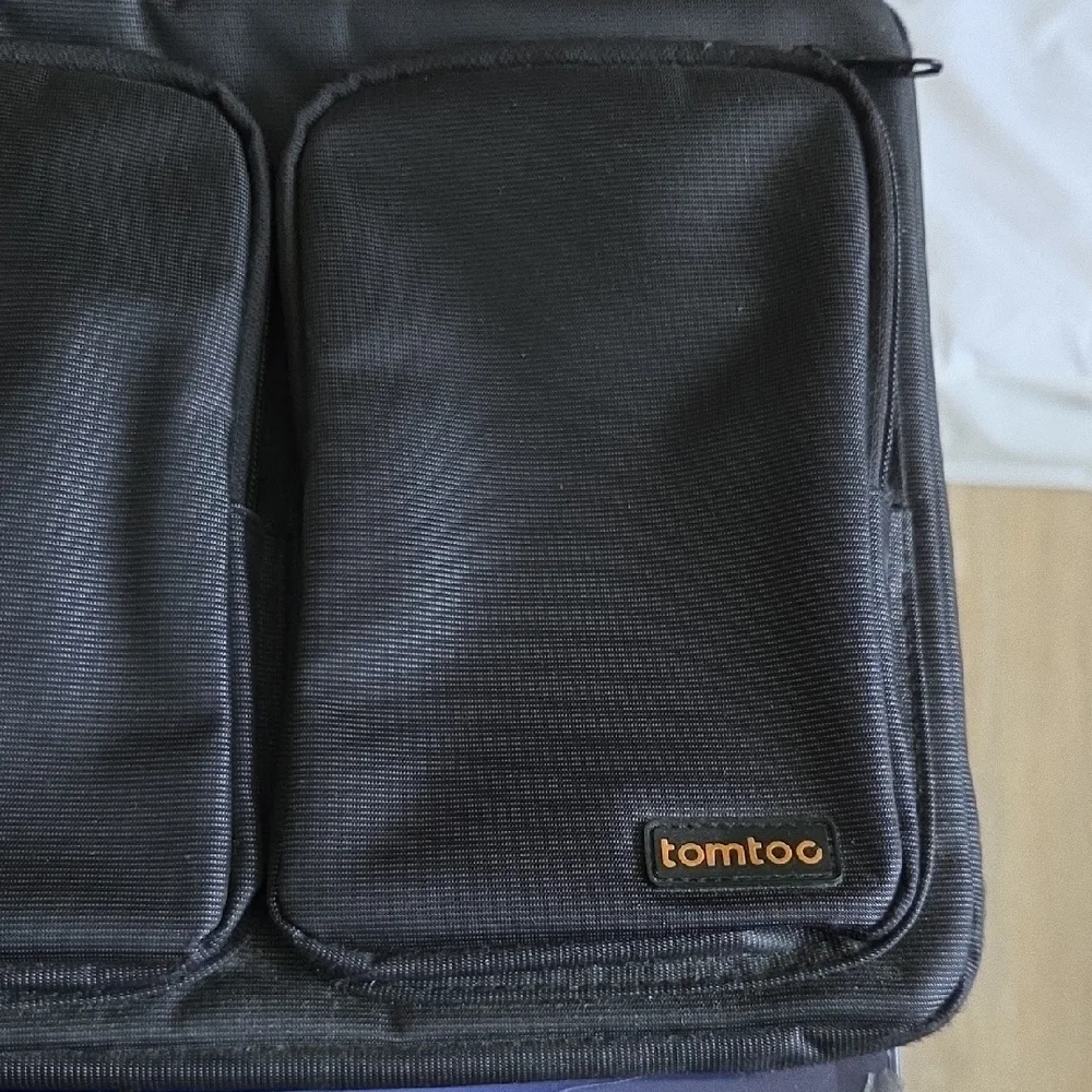 Tomtoc Black Laptop Bag Unisex